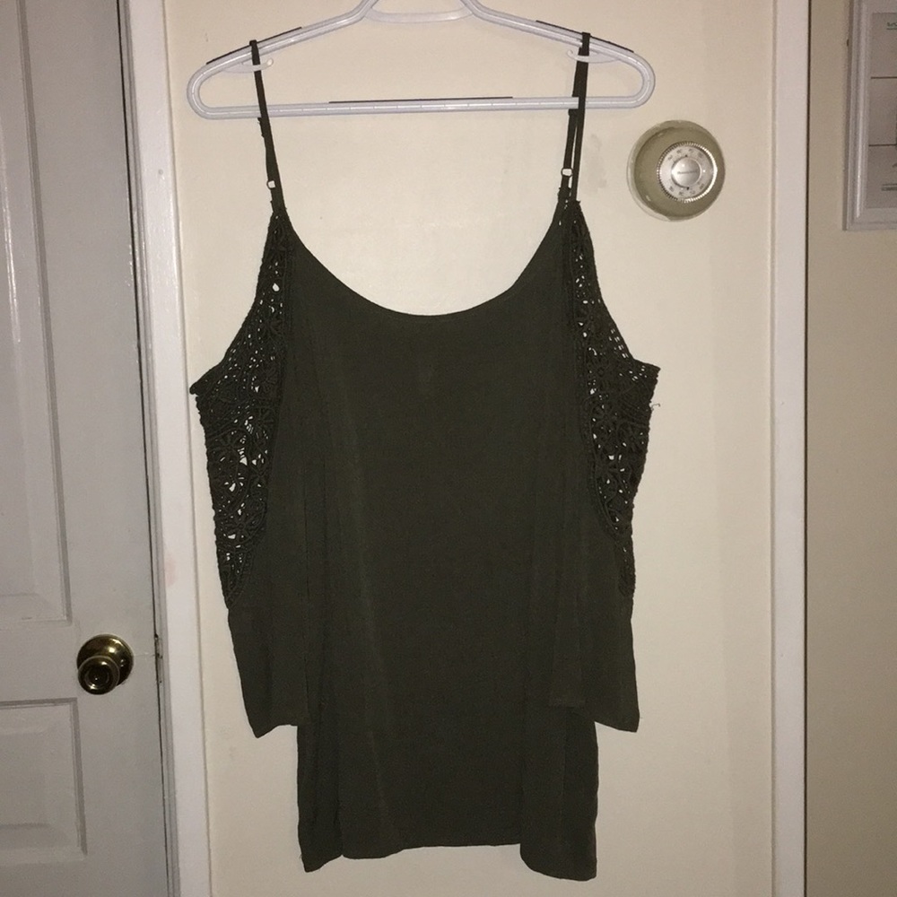 Forest Green cold shoulder tunic Size Large